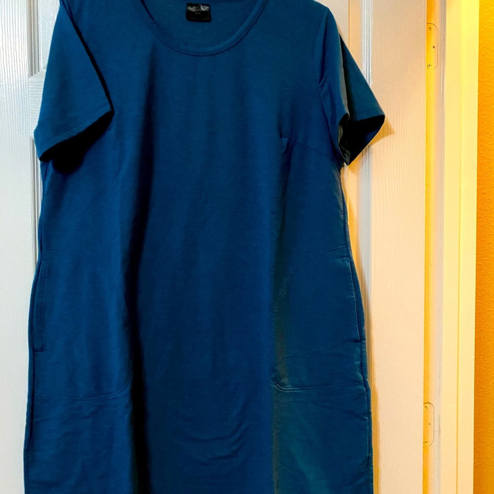 2x T Shirt Dress with Pockets